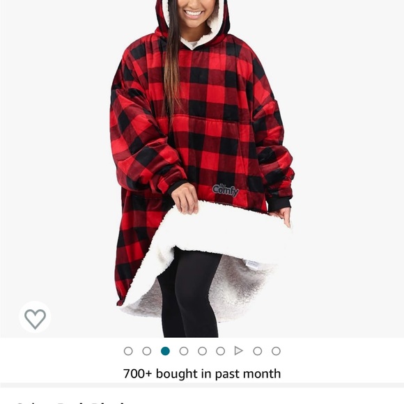 Like new Comfy wearable blanket. Perfect condition, Never worn, OS fits all - Picture 2 of 4